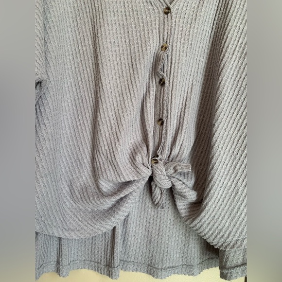 Urban Outfitters Out from Under Waffle Knit Button Down Sz L - Picture 2 of 6